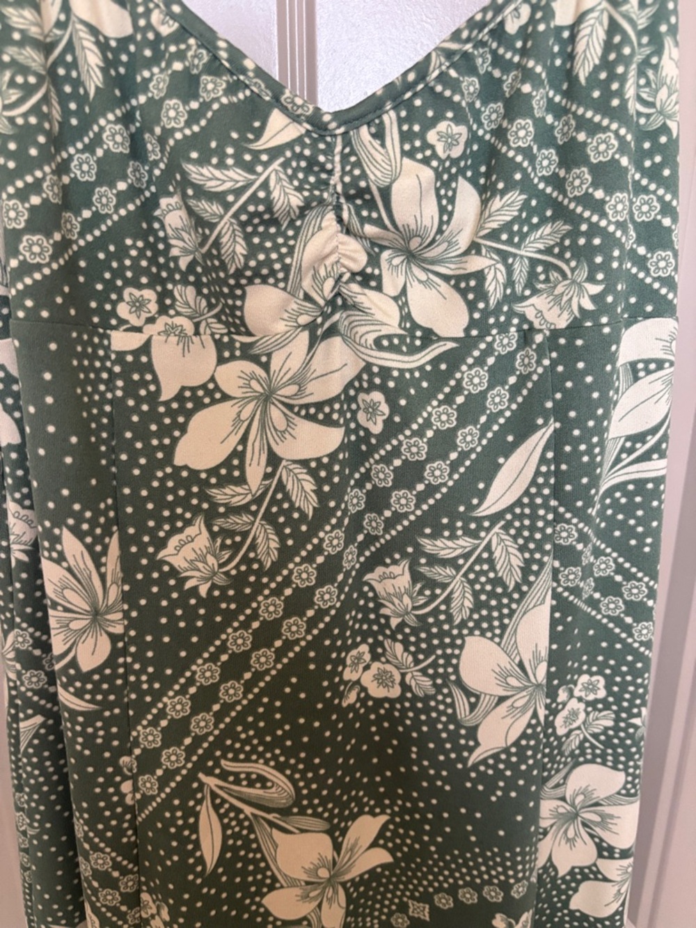 Urban Outfitters Arna Floral Midi Slip Dress Sage Green Tie Back Slit Size M - Picture 4 of 8